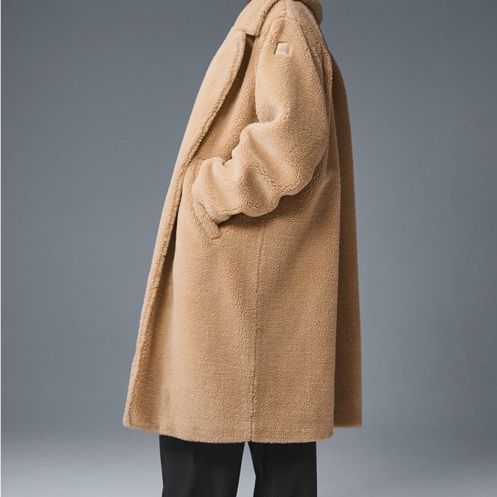 ALO Yoga Women's Teddy Coat in Camel - Picture 3 of 8